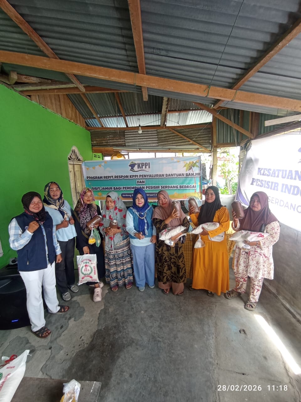 Aksi Rapid Respon DPD KPPI Kabupaten Serdang Bedagai Bagikan Sembako Di 4 Kecamatan