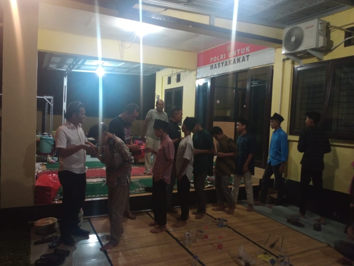 Ramadhan Berkah,Polsek Benai Buka Puasa Bersama Insan Pers Dan Anak Yatim-piatu