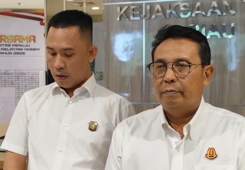 Kejati Riau Tahan Eks Sekdis Koperasi Bengkalis, Diduga Korupsi PMKS Rp30,8 Miliar