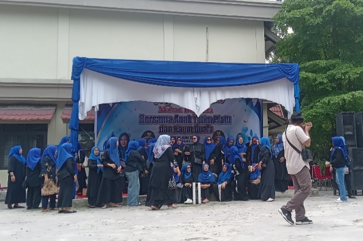 Semarak HUT ke-242 Kota Pekanbaru, Kecamatan Sukajadi Gelar Makan Bajamba dan Santuni 200 Anak Yatim