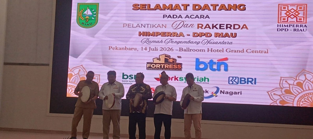 Himperra Riau Resmi Dilantik, Plt Gubernur Ajak Pengembang Percepat Program 3 Juta Rumah Berkualitas untuk Masyarakat