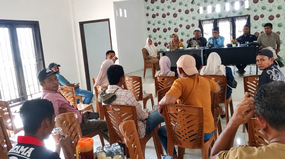 Dihalangi Saat Liputan! BPD koto Tandun Diduga Langgar UU Pers Saat Musyarawat Persoalan Ketapang
