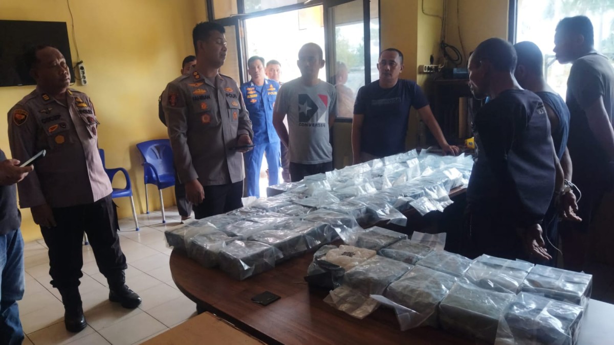 Diangkut Pakai Kapal Nelayan, 65 Kg Sabu Berhasil Diamankan Polisi