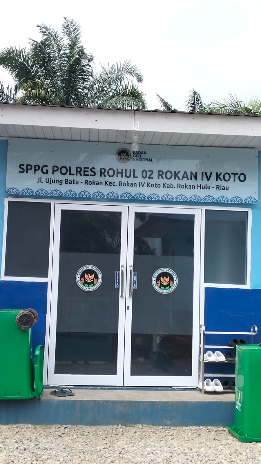 WADUH! SPPG Catut Nama Polres Rohul 02 di Rokan IV Koto, Publik Heboh Pertanyakan Izin Resmi!